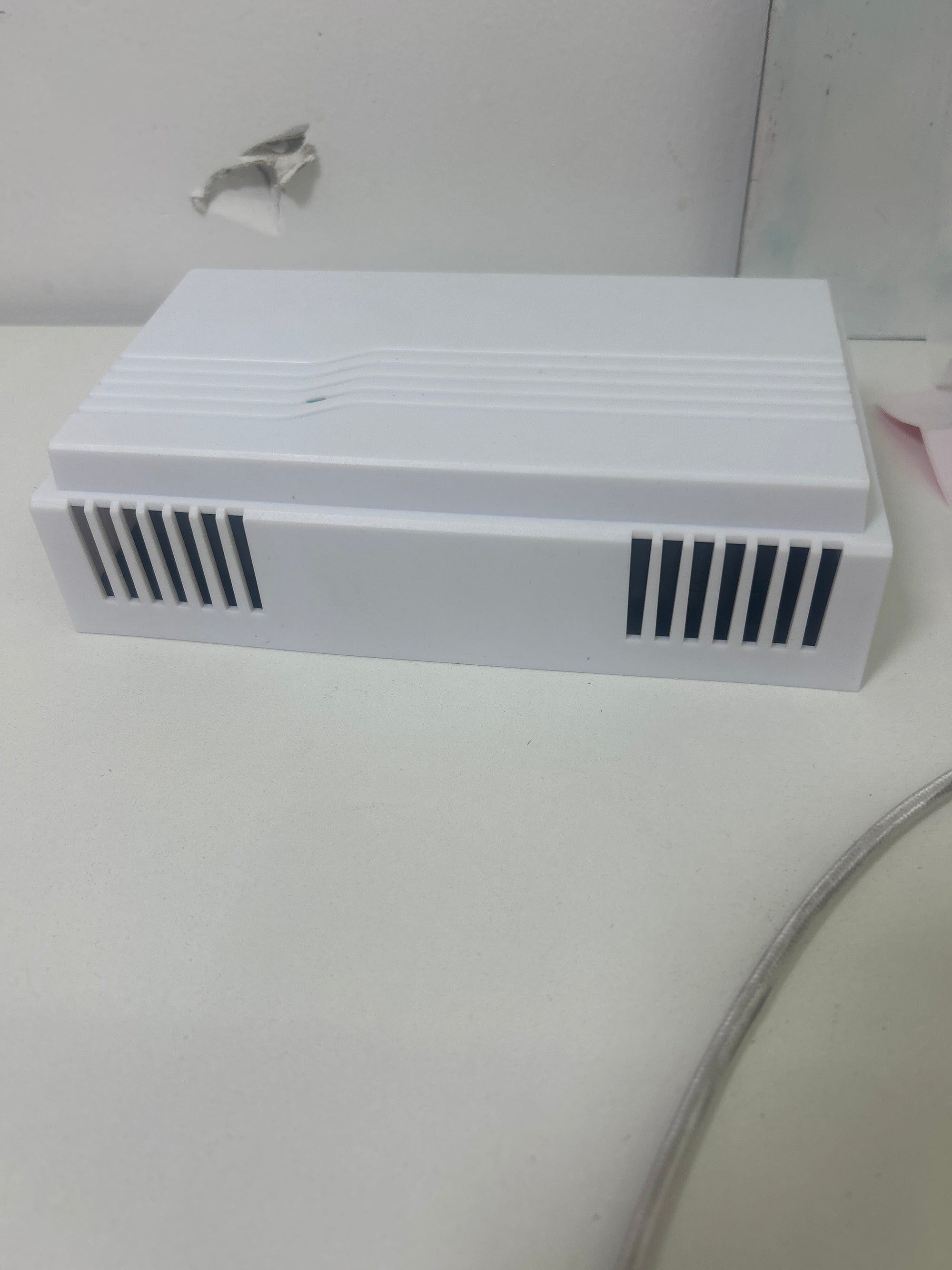 Newhouse Hardware Electric 2-Tone Door Bell Chime Kit with 16V 10VA Transformer and Lighted Doorbell Push Buttons CKIT1, Doorbell Button, Transformer, and Doorbell Chime Replacement